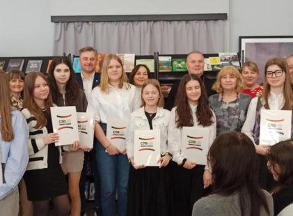 „Oddajmy głos zduńskowolskim poetom” III Miejski Konkurs Recytatorski za nami.