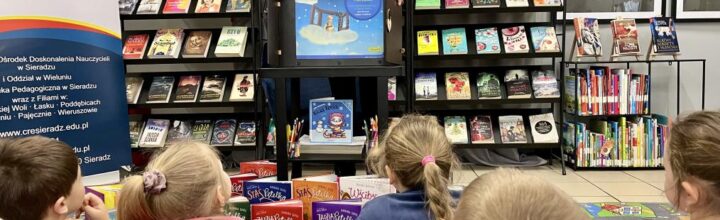 Zimowy świat bajek – poznajemy teatrzyk kamishibai.